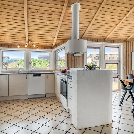 Nis - 75m From The Sea By Interhome Feriehus
