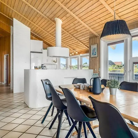 Vakantiehuis Nis - 75m From The Sea By Interhome