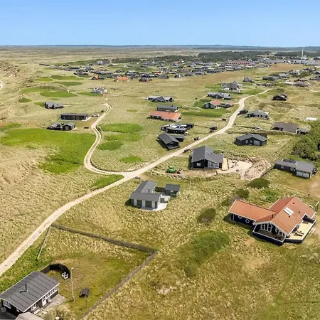 Semesterbostad Nis - 75m From The Sea By Interhome *